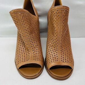 Women's Tan Livey Peep Toe Ankle Booties